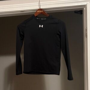 Under Armour Boy Black Cold Gear long sleeve Top